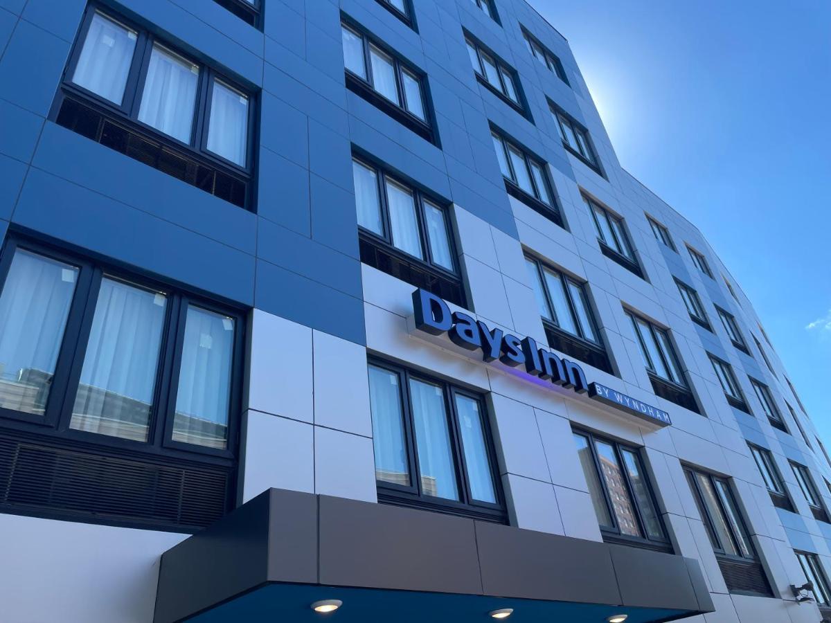 Days Inn By Wyndham Bronx Nyc Нью-Йорк Экстерьер фото