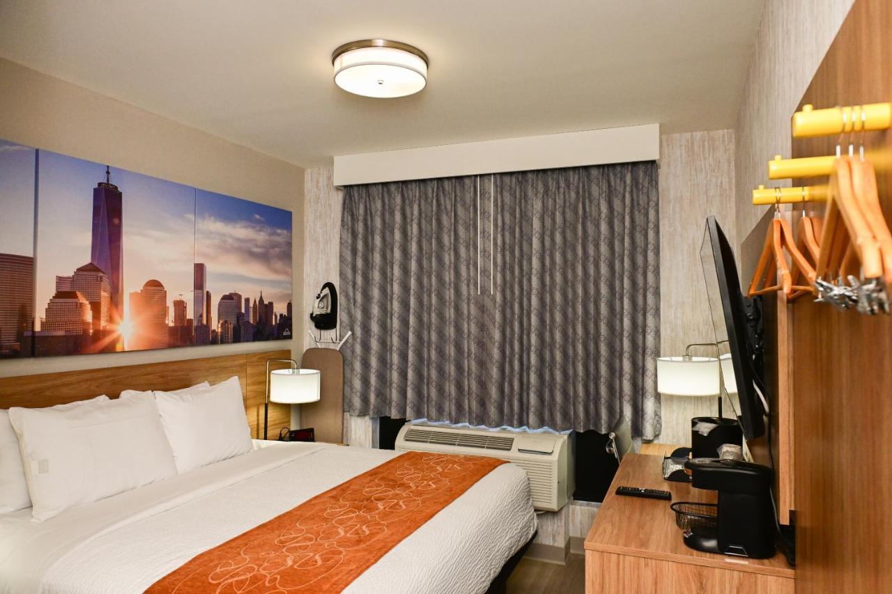 Days Inn By Wyndham Bronx Nyc Нью-Йорк Экстерьер фото
